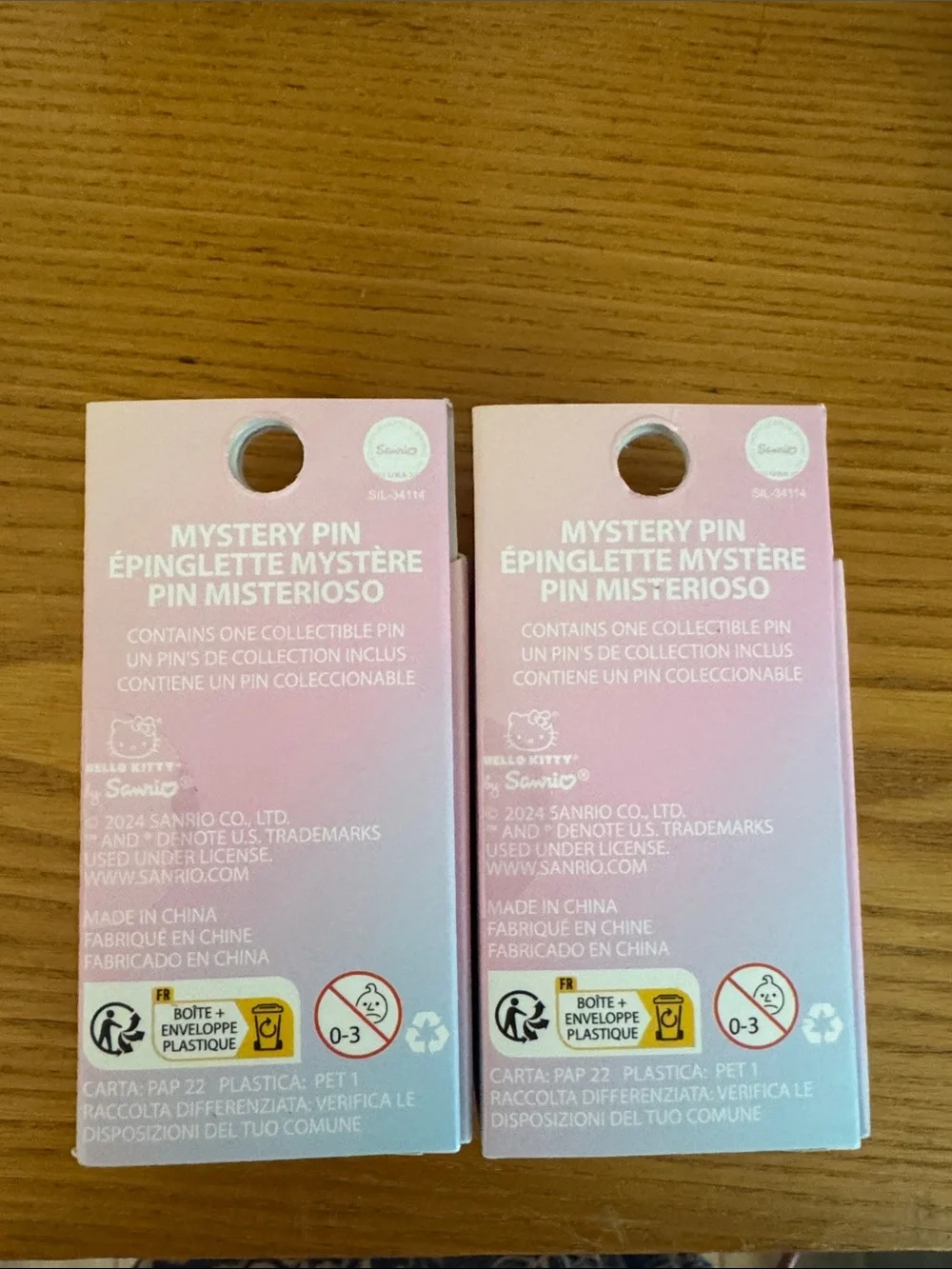 Hello Kitty Glitter Chase Pin Set - Pink and Light Blue Mystery